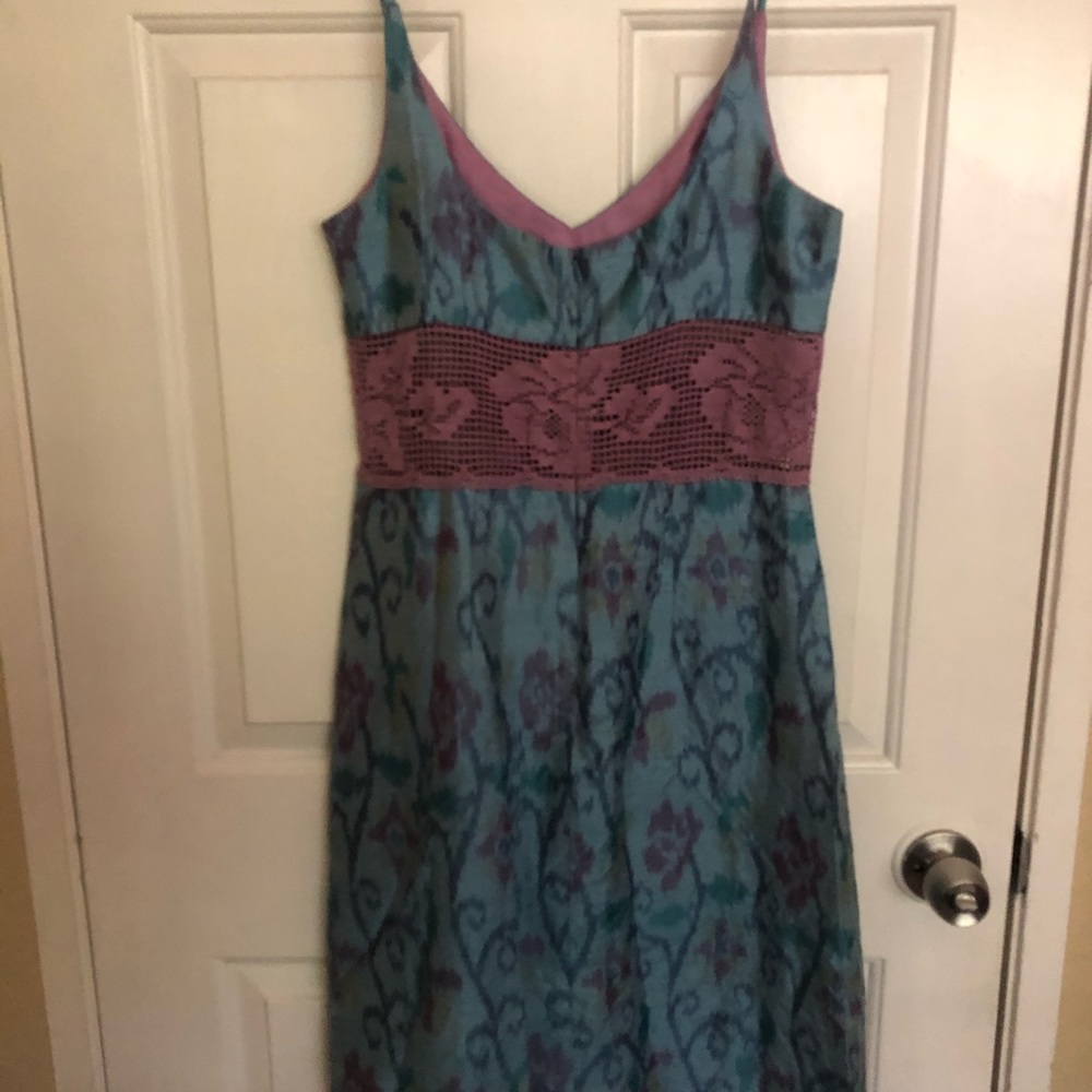 Dress - Picture 2 of 2